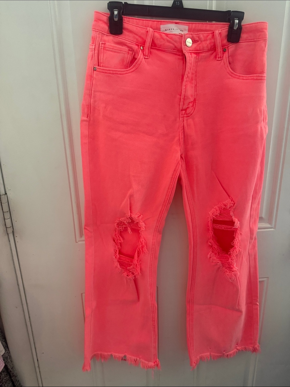 Women's Neon Pink Distressed Cropped Jeans 11/30